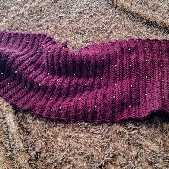 SCARF - Picture 2 of 4